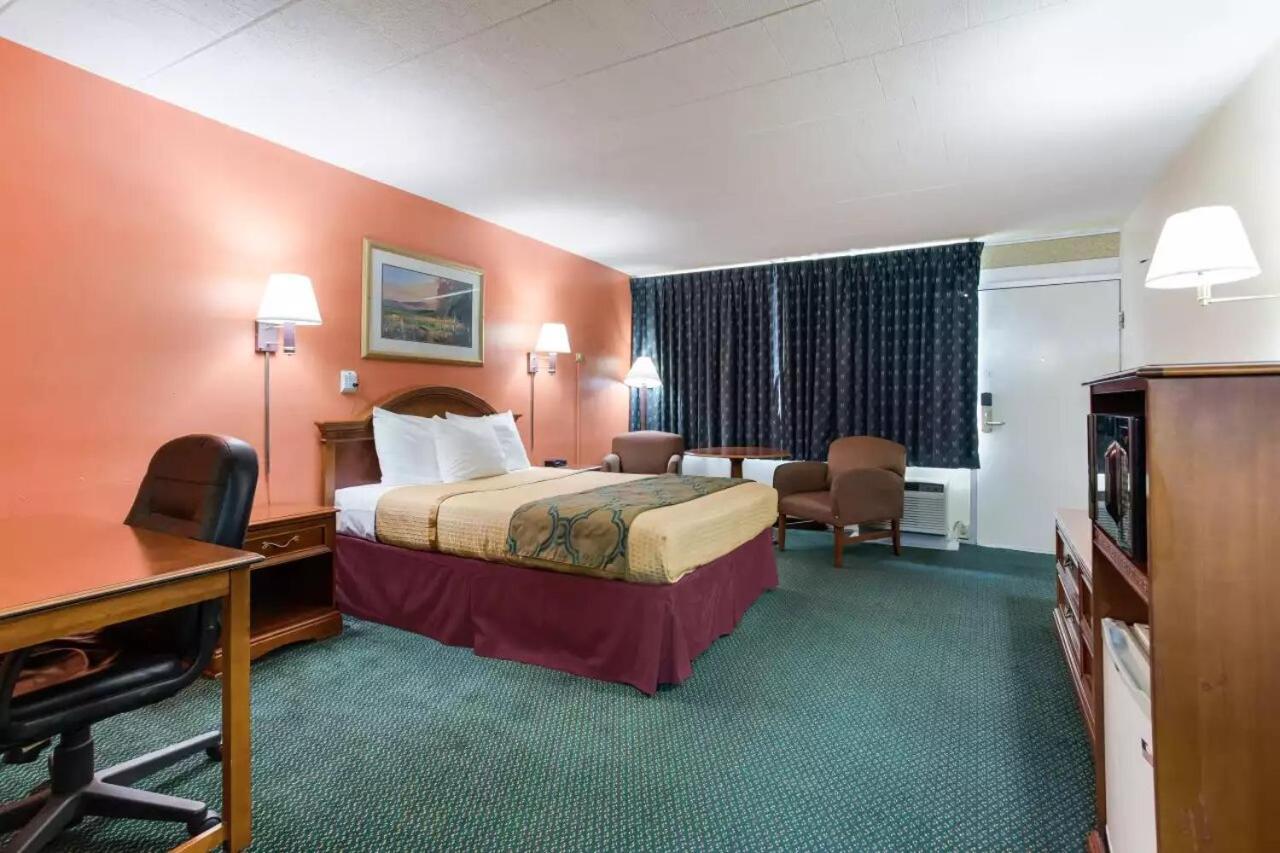 Royal Inn Clearfield Dış mekan fotoğraf